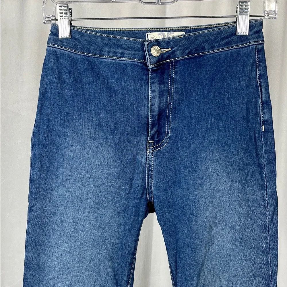 Free People We The Free Just‎ Float On Flare Jeans.